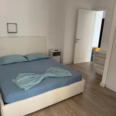 Aura * דורס